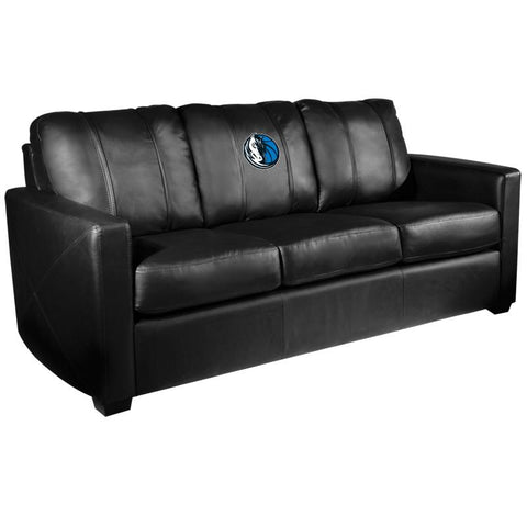 Silver Sofa with Dallas Mavericks