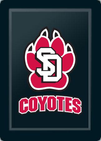 South Dakota Coyote Paw